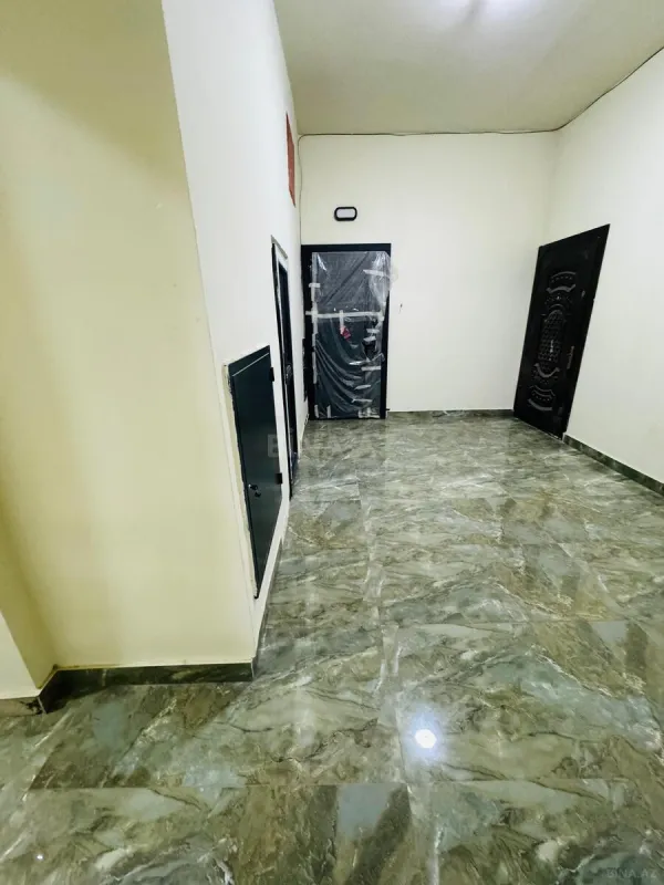 Satılır 3 otaqlı mənzil 108 m²