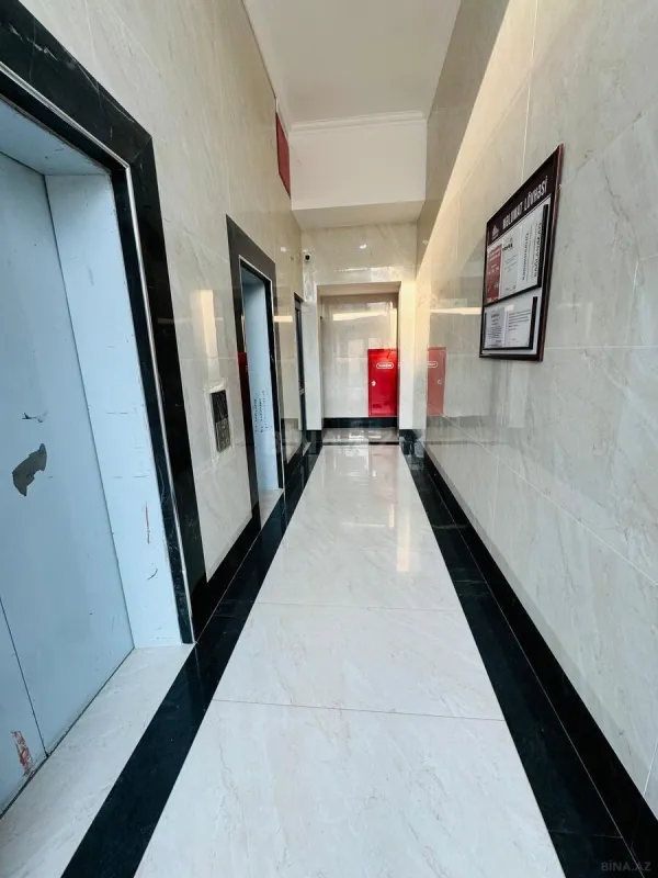Satılır 3 otaqlı mənzil 108 m²