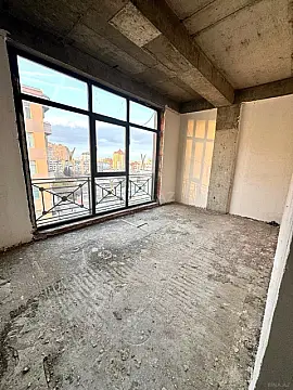 Satılır 3 otaqlı mənzil 108 m²