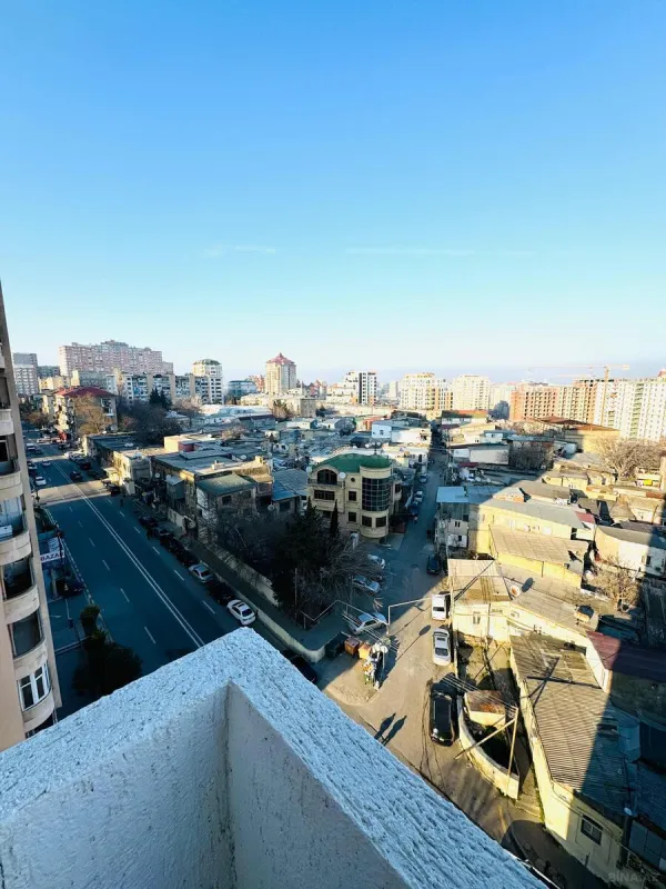 Satılır 3 otaqlı mənzil 108 m²