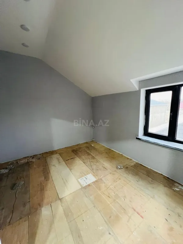 Satılır 5 otaqlı həyət evi 150 m²