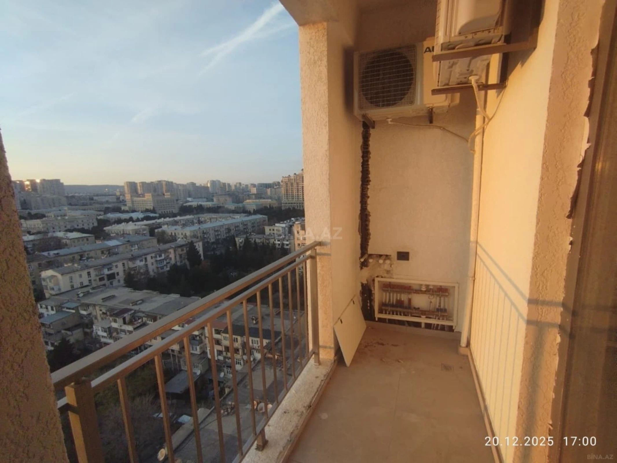 Satılır 3 otaqlı mənzil 100 m²