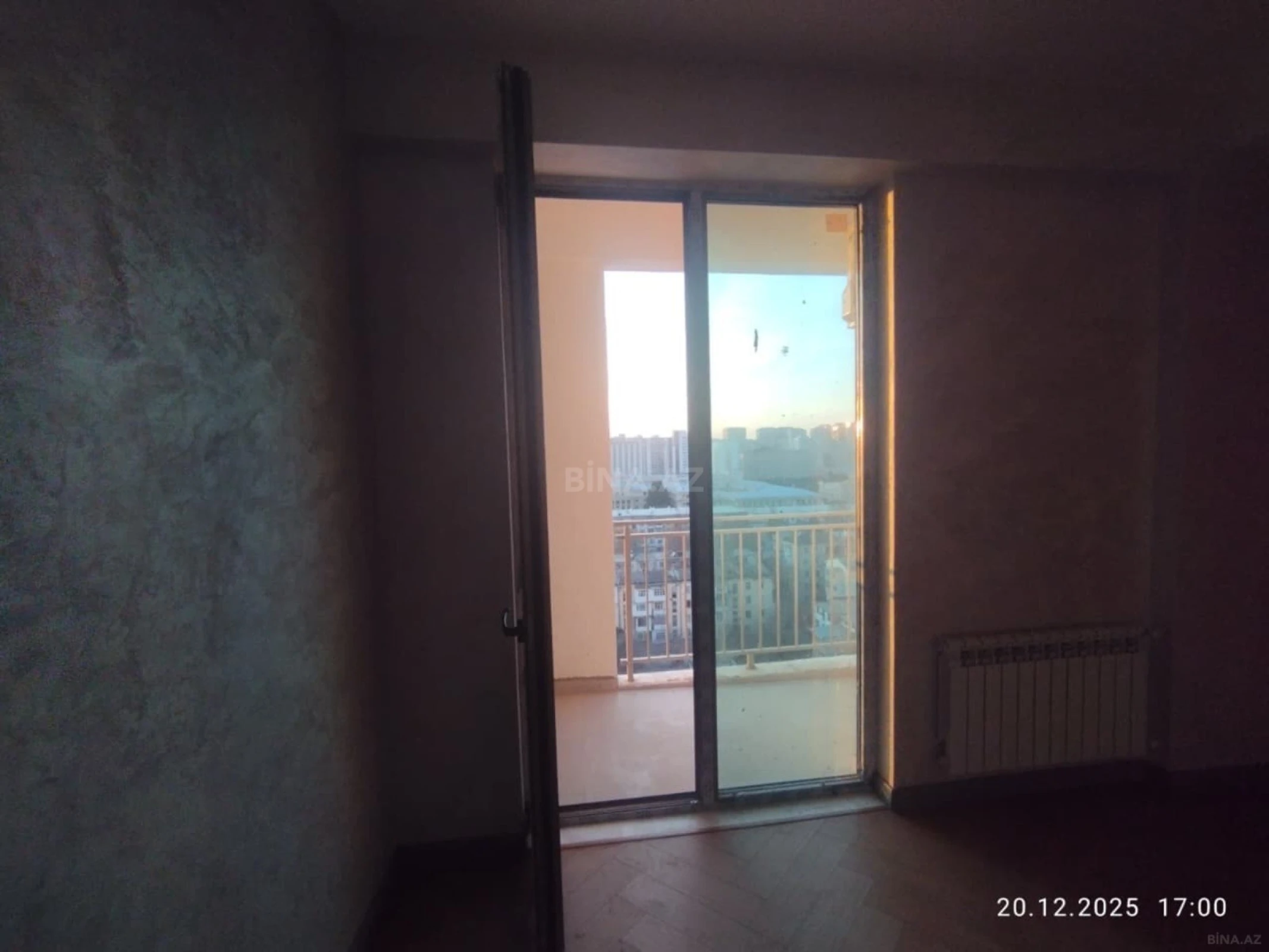 Satılır 3 otaqlı mənzil 100 m²