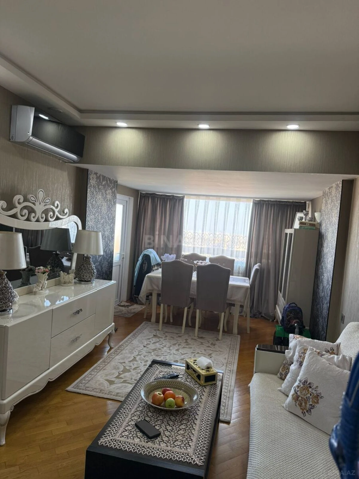Satılır 2 otaqlı mənzil 54 m²