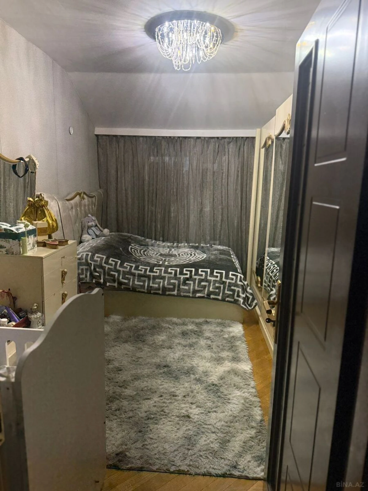 Satılır 2 otaqlı mənzil 54 m²