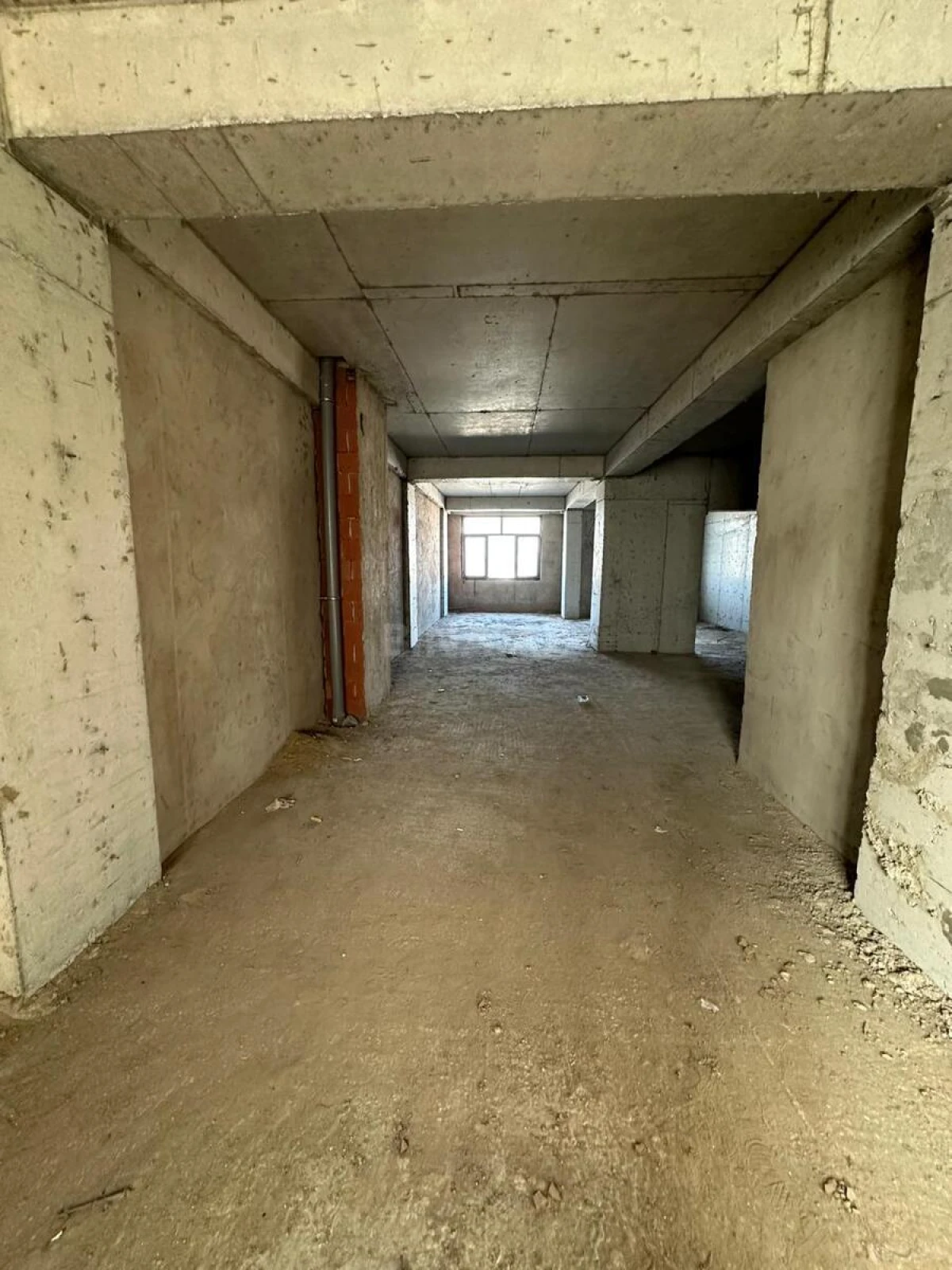 Satılır 3 otaqlı mənzil 140 m²