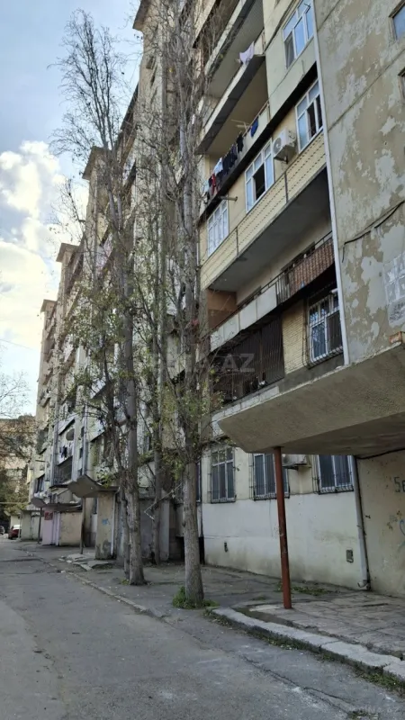 Satılır 2 otaqlı mənzil 44 m²