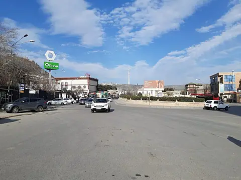 Satılır 3 otaqlı mənzil 76 m²