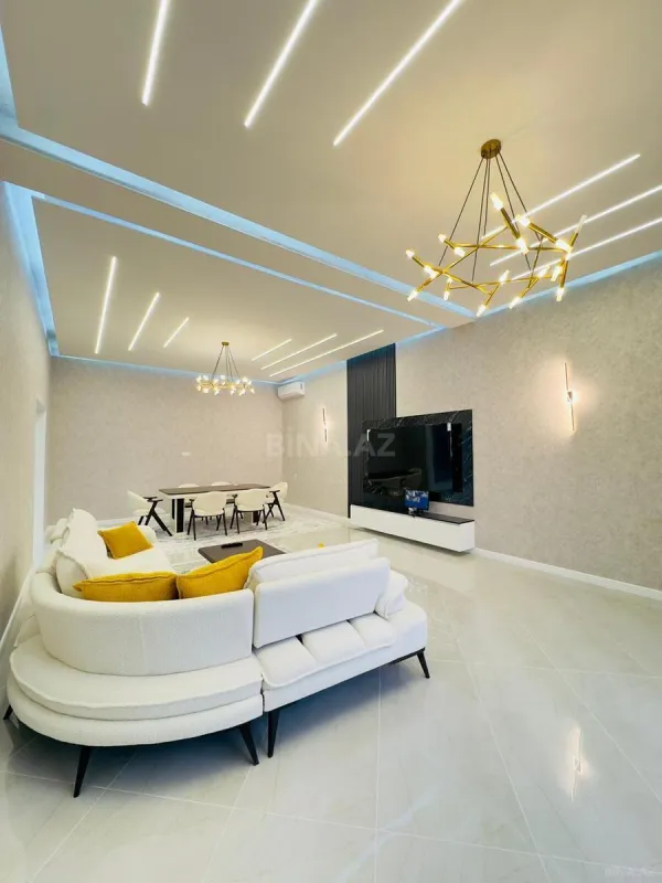 Satılır 4 otaqlı həyət evi 200 m²