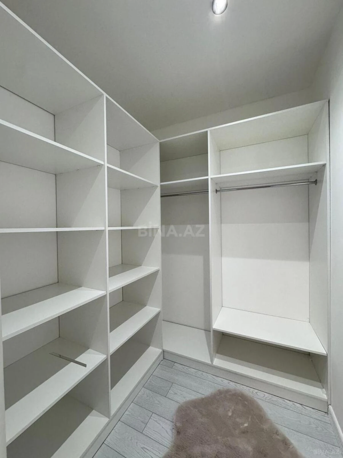 Satılır 4 otaqlı həyət evi 200 m²