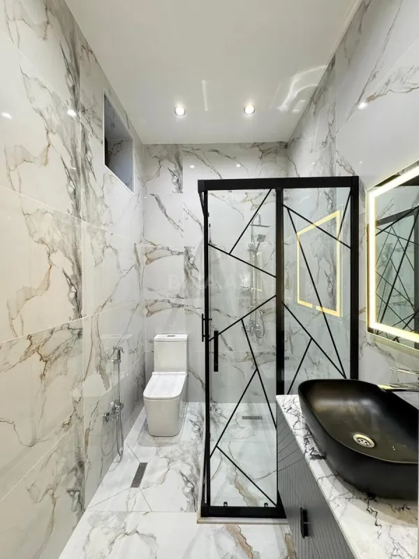 Satılır 4 otaqlı həyət evi 200 m²