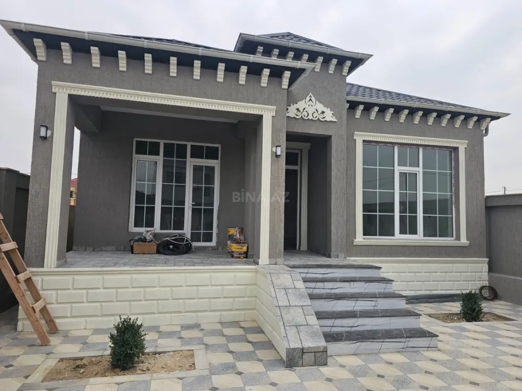 Satılır 4 otaqlı həyət evi 100 m²