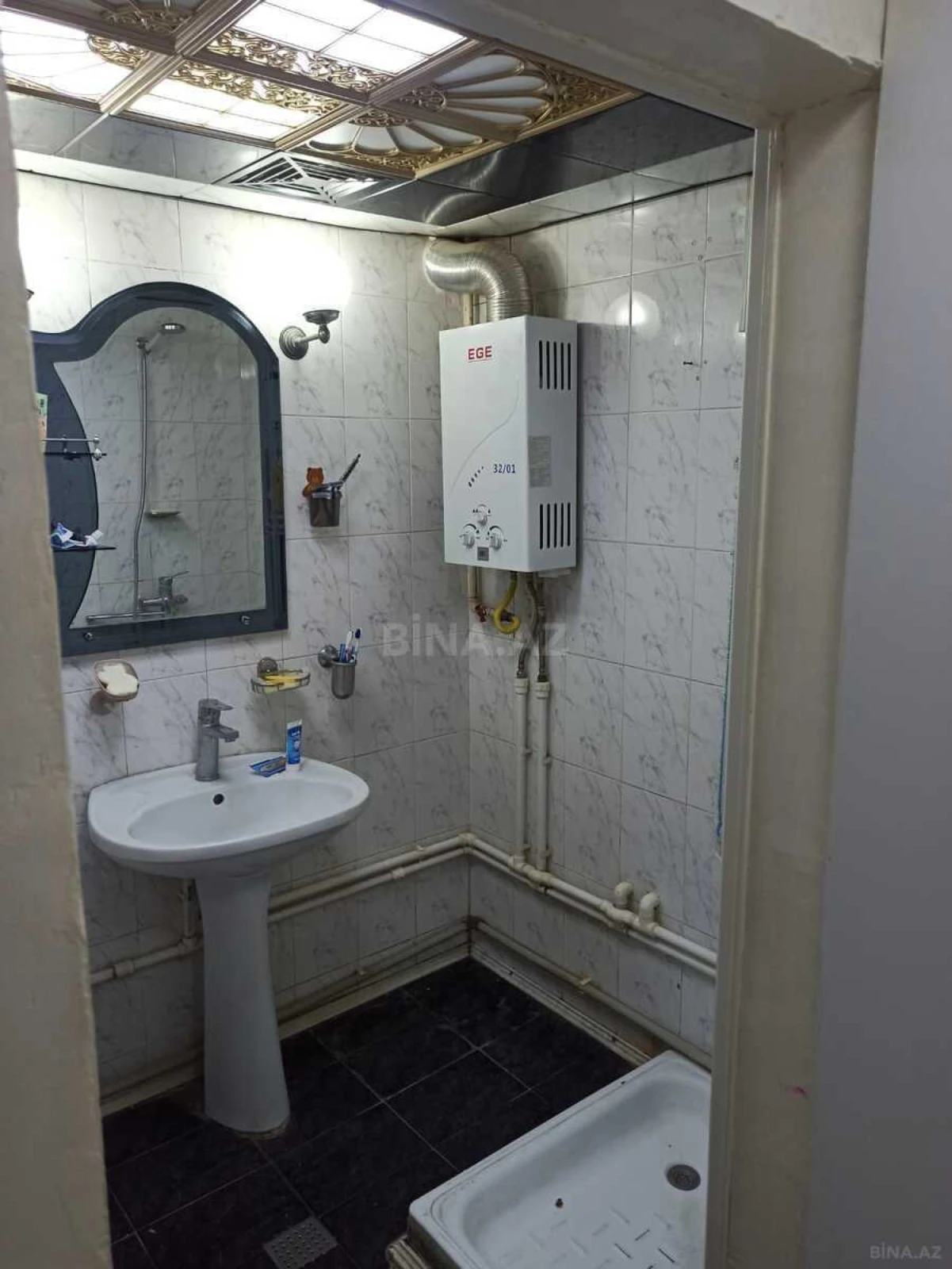 Satılır 3 otaqlı mənzil 63 m²