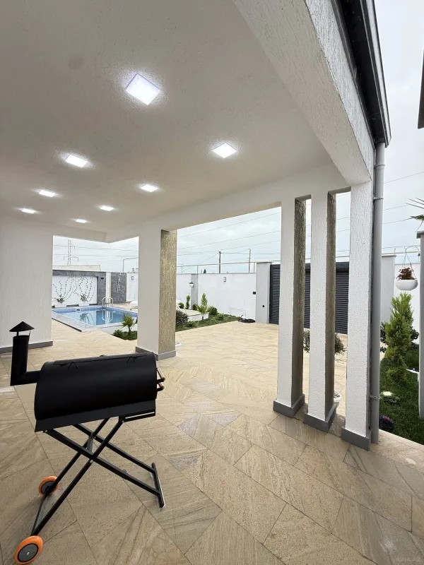 Satılır 4 otaqlı həyət evi 160 m²