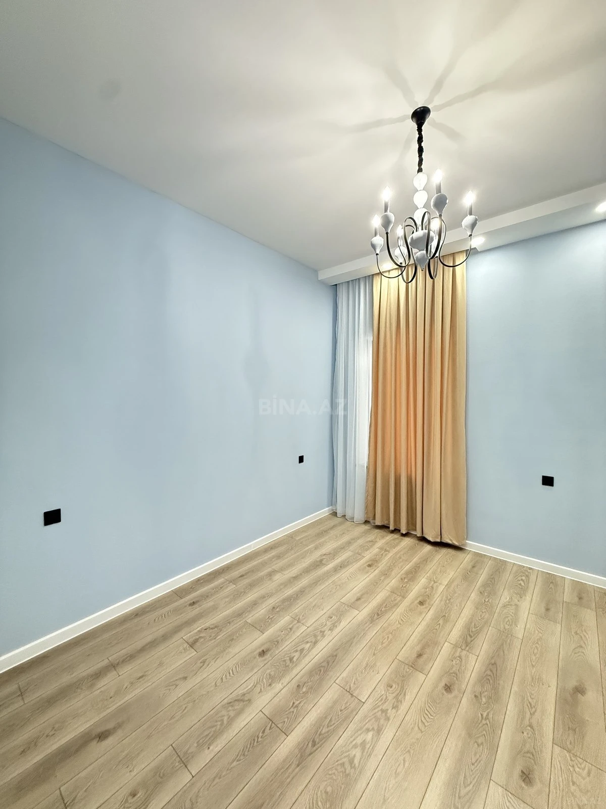 Satılır 4 otaqlı həyət evi 160 m²