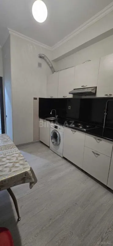 Satılır 2 otaqlı mənzil 49 m²