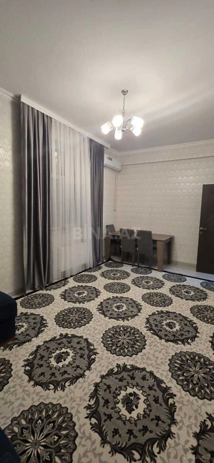 Satılır 2 otaqlı mənzil 49 m²