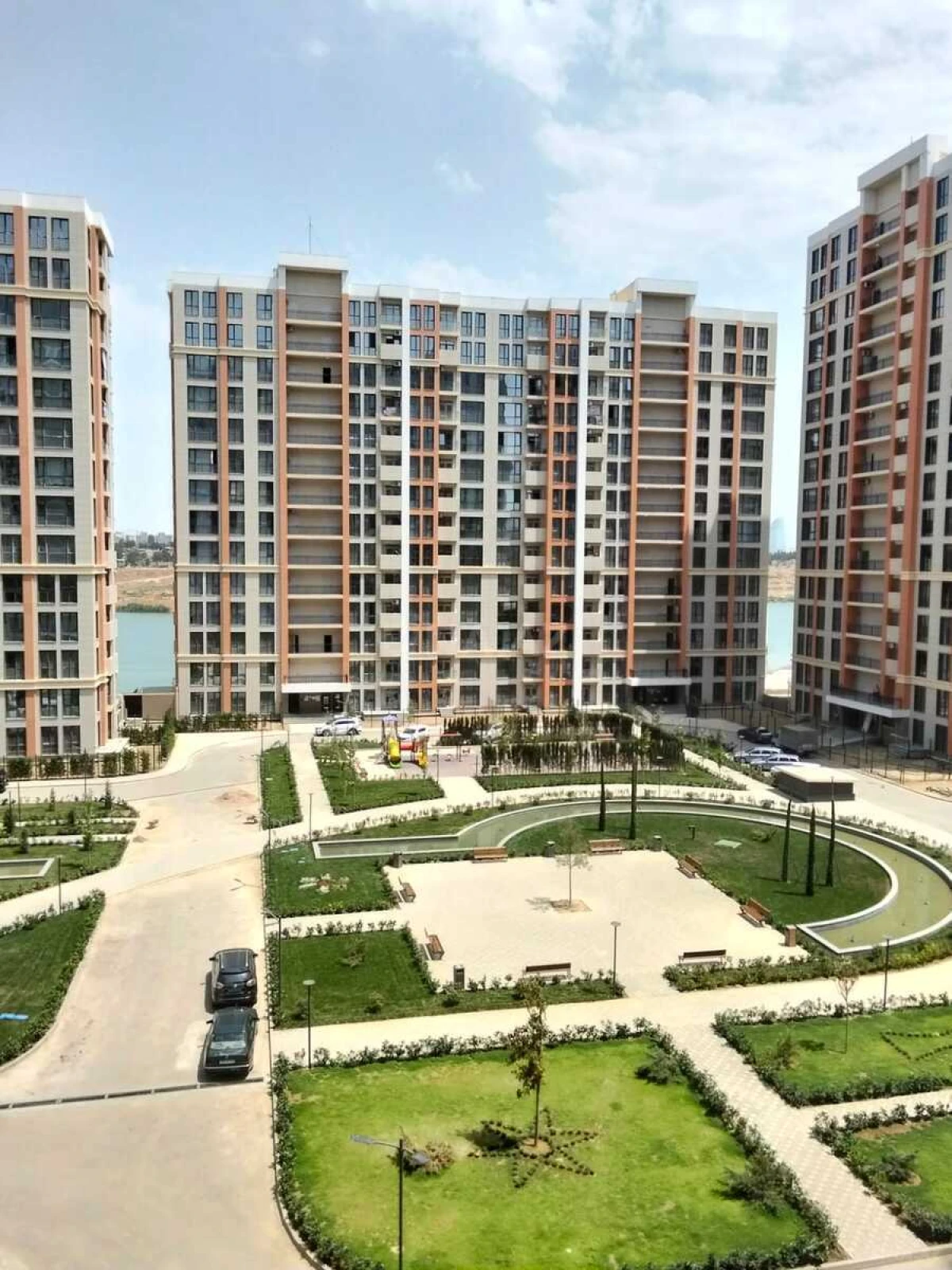 Satılır 2 otaqlı mənzil 49 m²
