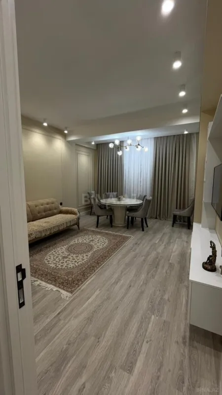 Satılır 2 otaqlı mənzil 74 m²