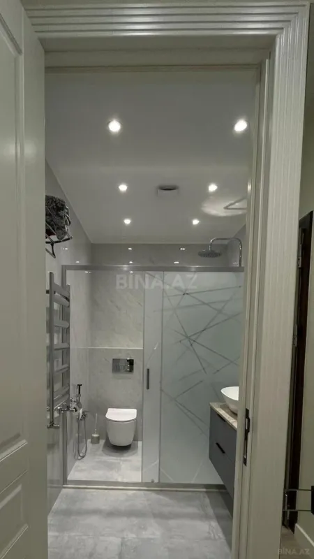 Satılır 2 otaqlı mənzil 74 m²