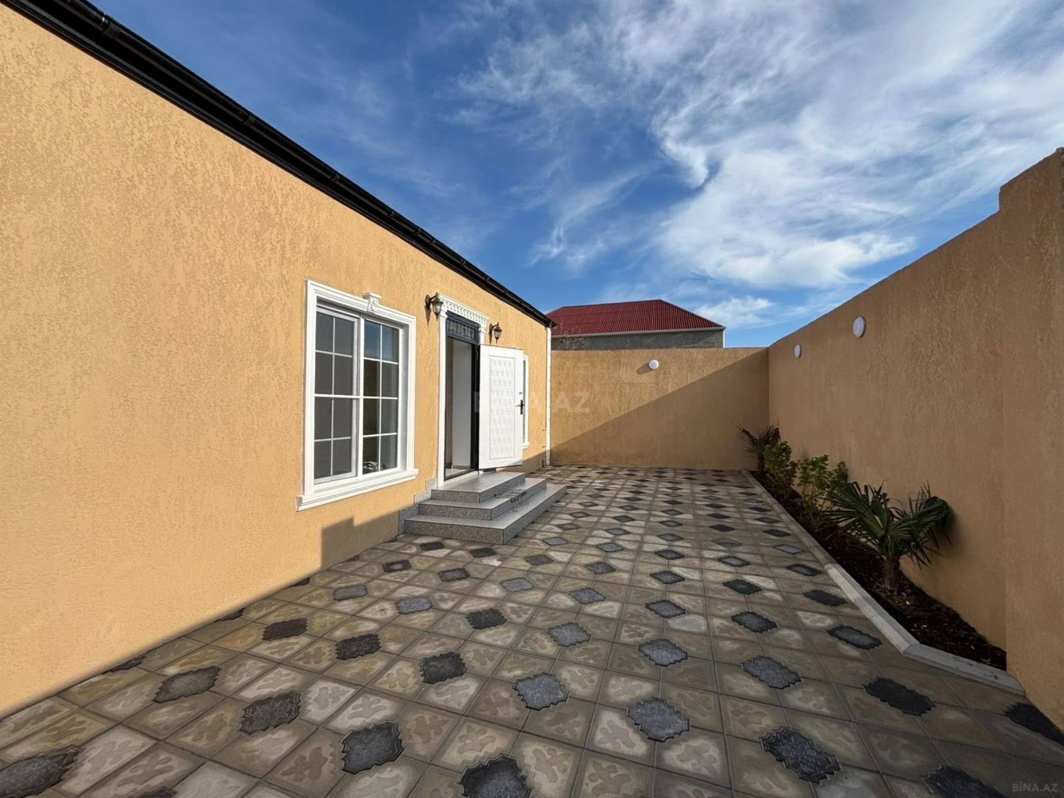 Satılır 3 otaqlı həyət evi 100 m²