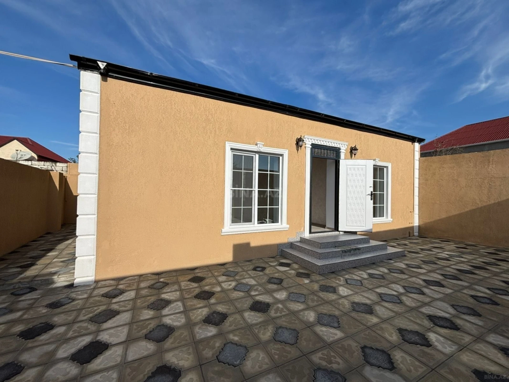 Satılır 3 otaqlı həyət evi 100 m²