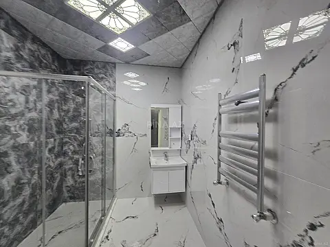 Satılır 3 otaqlı mənzil 126 m²