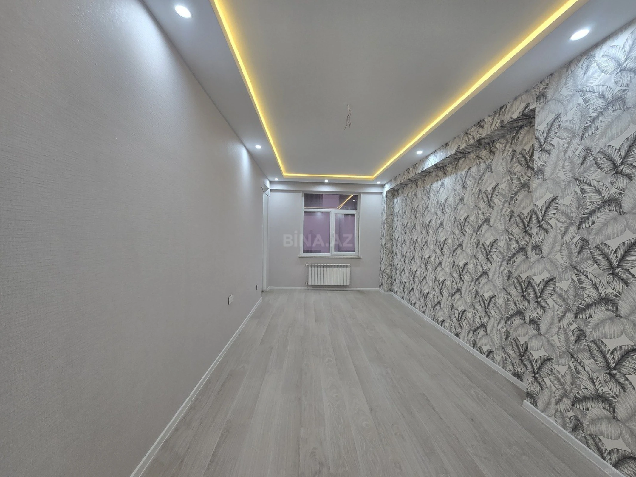 Satılır 3 otaqlı mənzil 126 m²