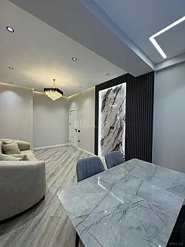 Satılır 2 otaqlı mənzil 67 m²