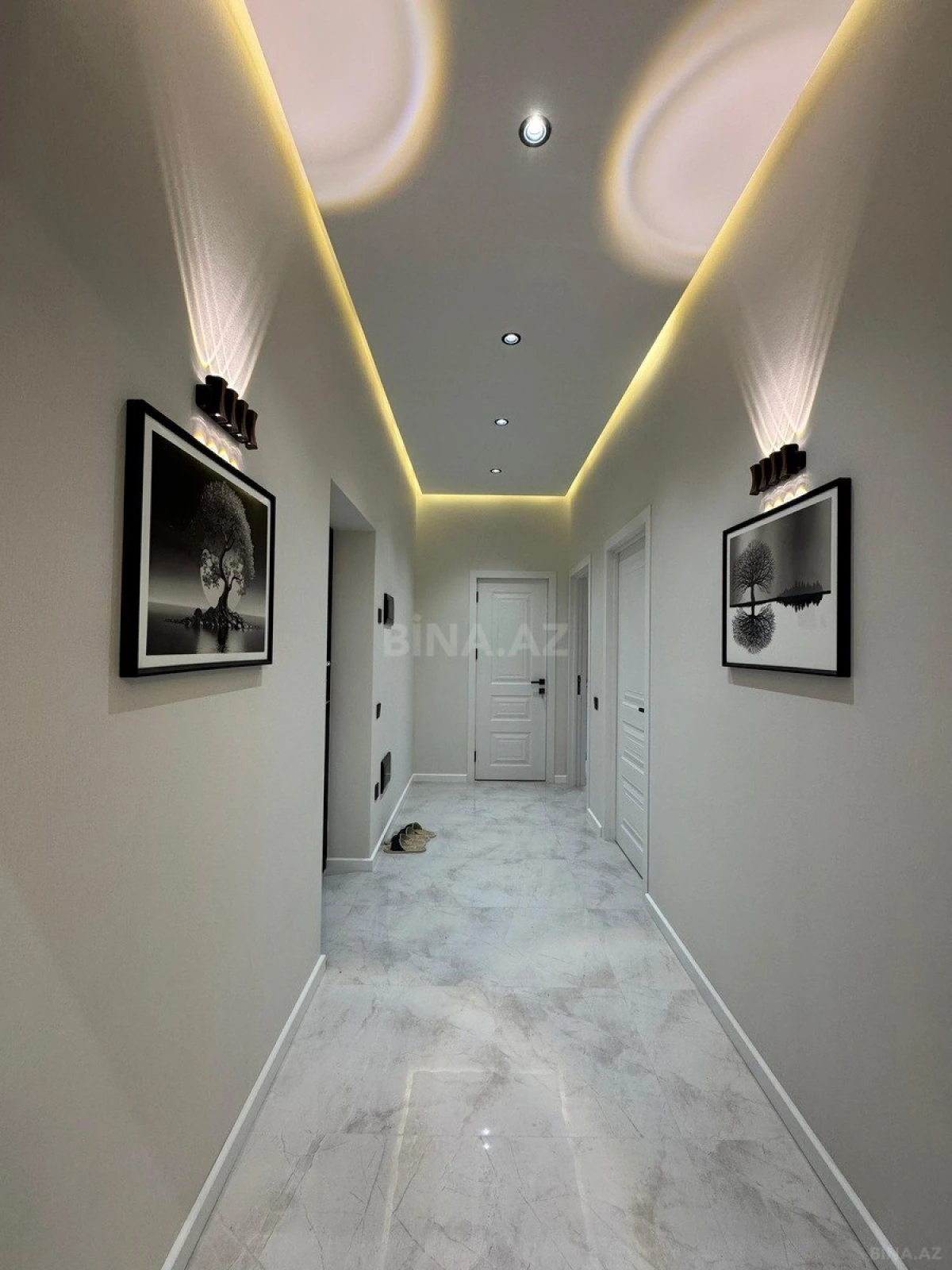 Satılır 2 otaqlı mənzil 67 m²