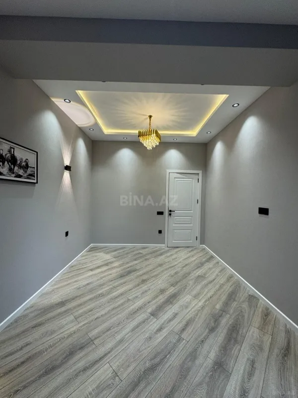 Satılır 2 otaqlı mənzil 67 m²