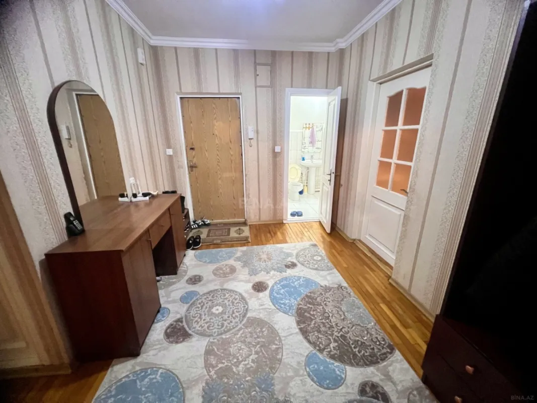 Satılır 3 otaqlı mənzil 88 m²