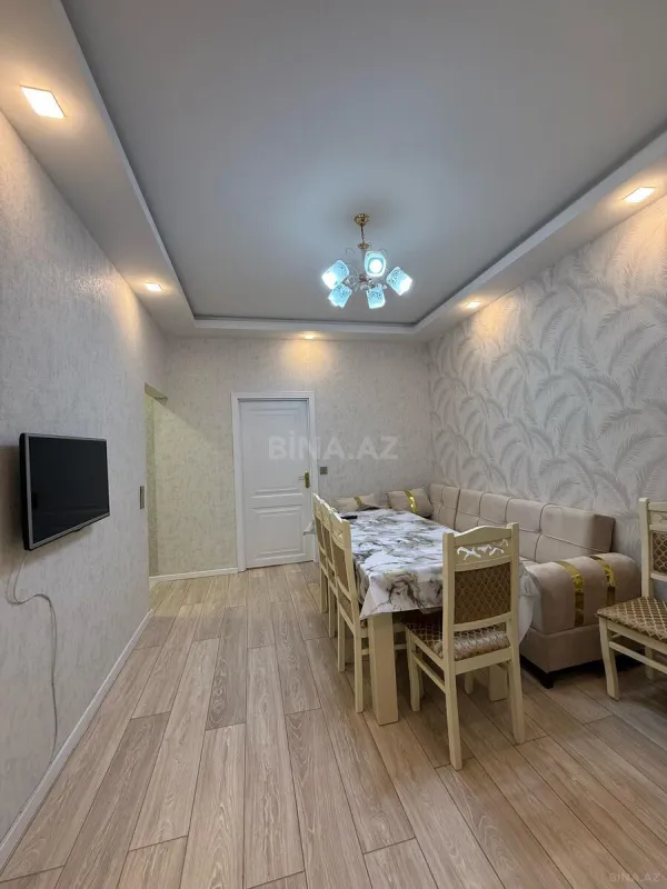 Satılır 2 otaqlı mənzil 60 m²