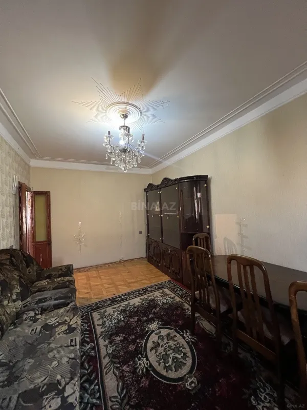 Satılır 2 otaqlı mənzil 65 m²