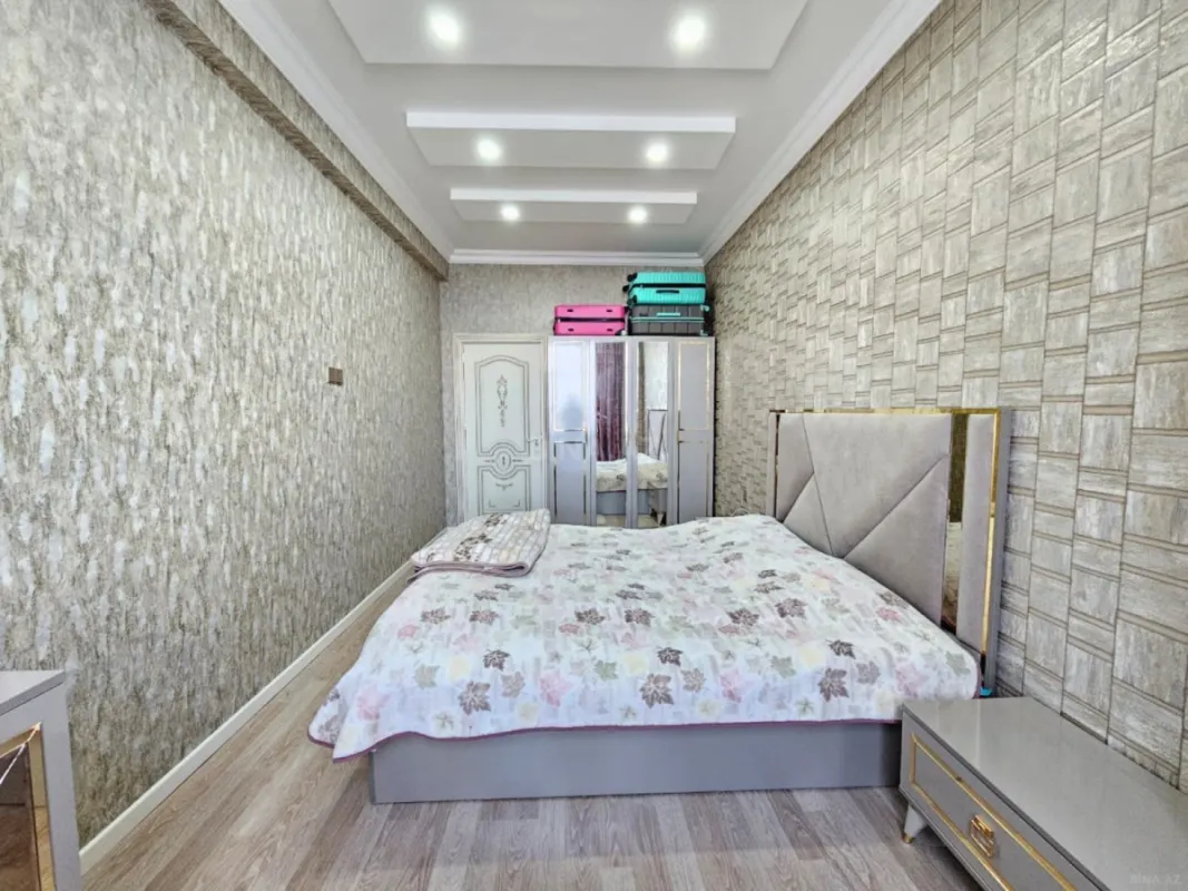 Satılır 2 otaqlı mənzil 56 m²