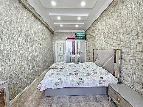 Satılır 2 otaqlı mənzil 56 m²