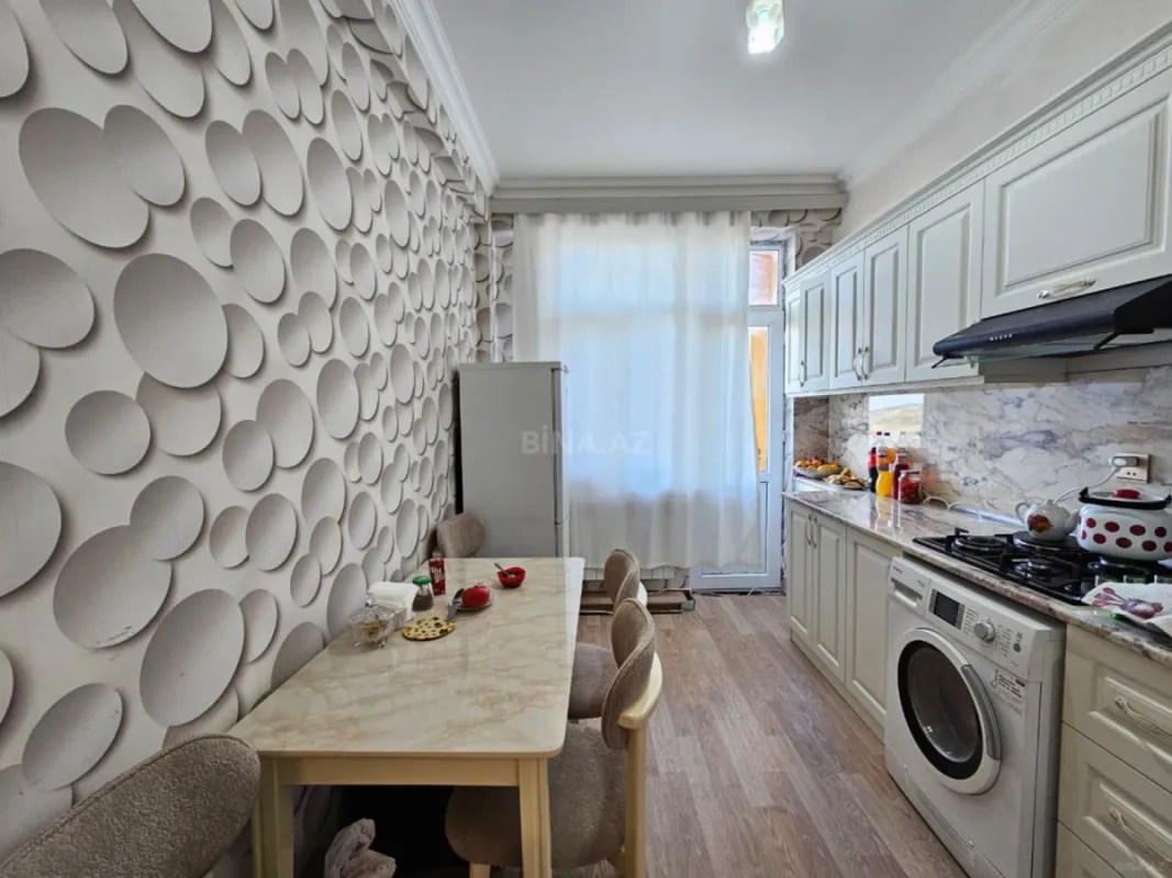 Satılır 2 otaqlı mənzil 56 m²