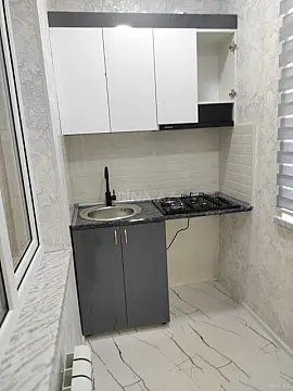 Satılır 2 otaqlı mənzil 45 m²