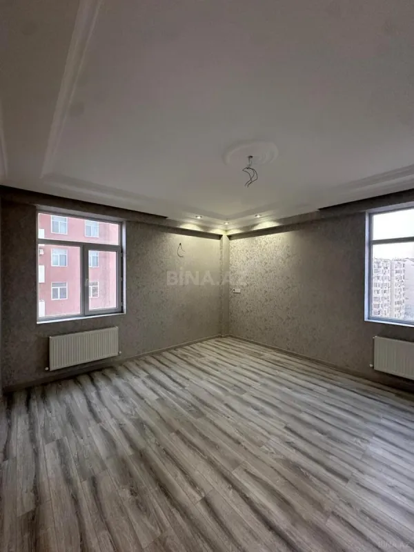 Satılır 3 otaqlı mənzil 97 m²