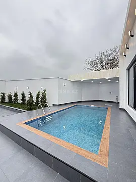 Satılır 4 otaqlı həyət evi 155 m²