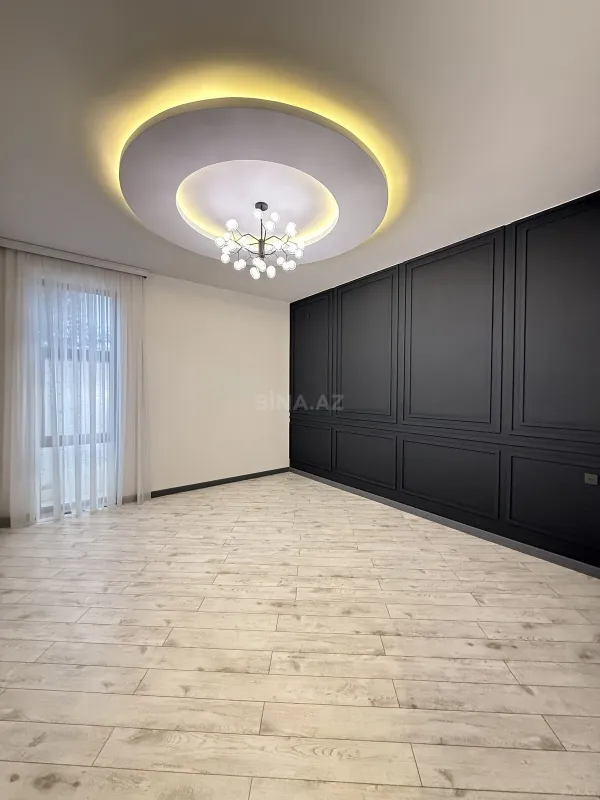 Satılır 5 otaqlı həyət evi 220 m²