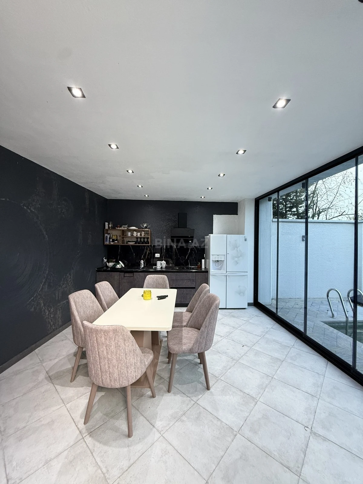 Satılır 5 otaqlı həyət evi 155 m²