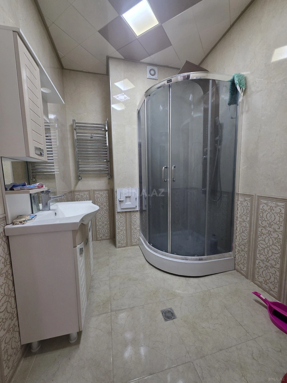 Satılır 3 otaqlı mənzil 110 m²