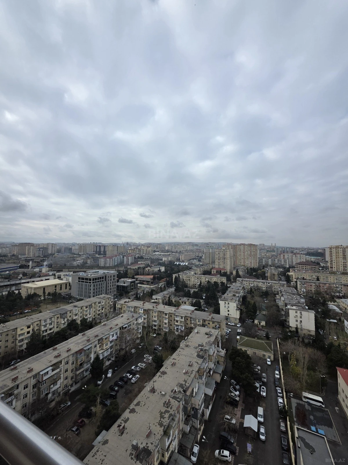 Satılır 3 otaqlı mənzil 110 m²