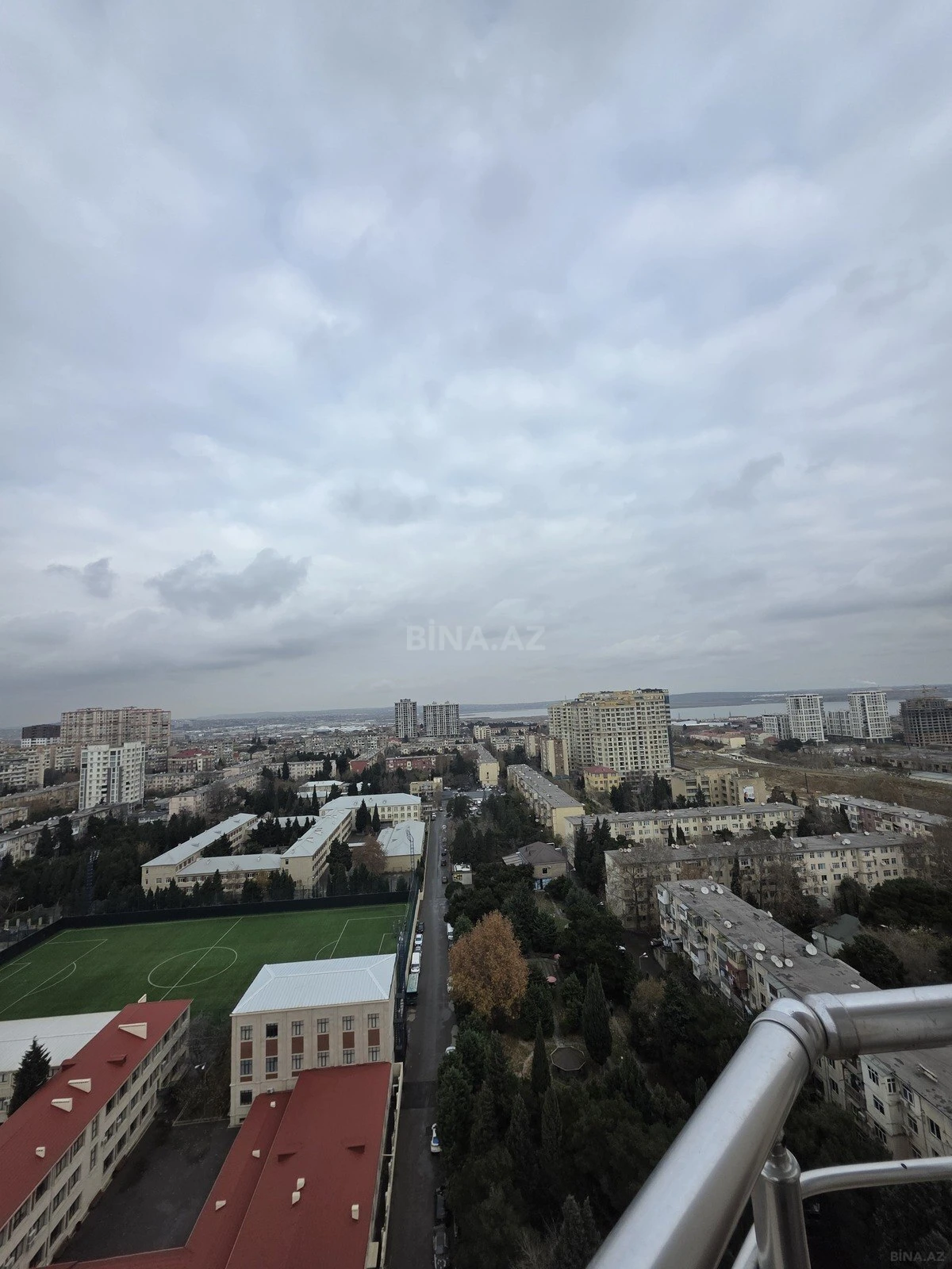 Satılır 3 otaqlı mənzil 110 m²