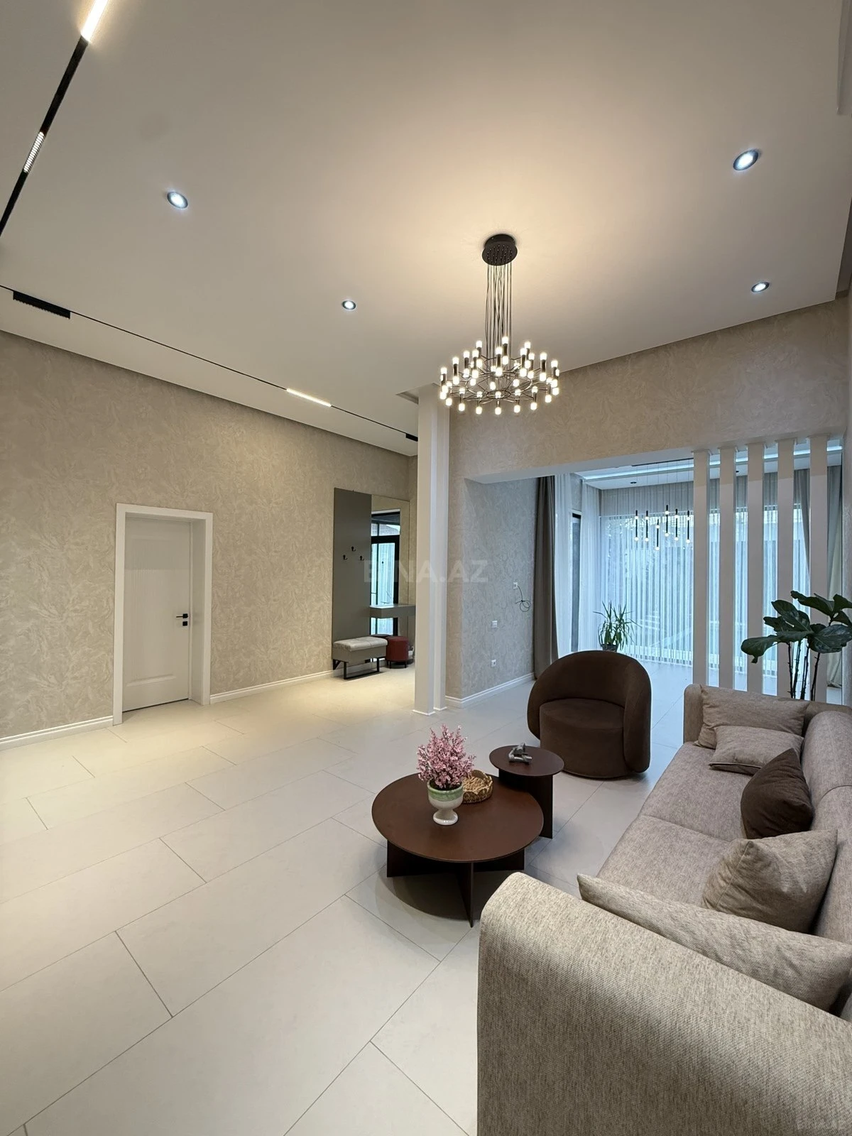 Satılır 5 otaqlı həyət evi 155 m²