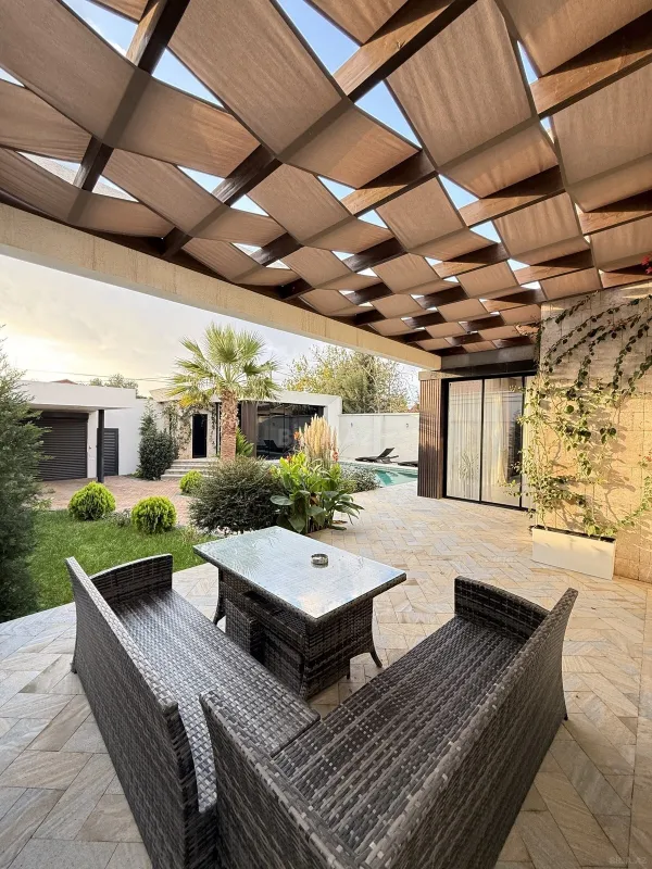 Satılır 5 otaqlı həyət evi 155 m²