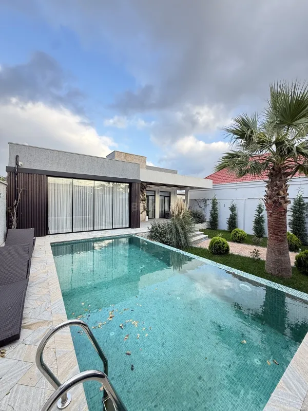 Satılır 5 otaqlı həyət evi 155 m²