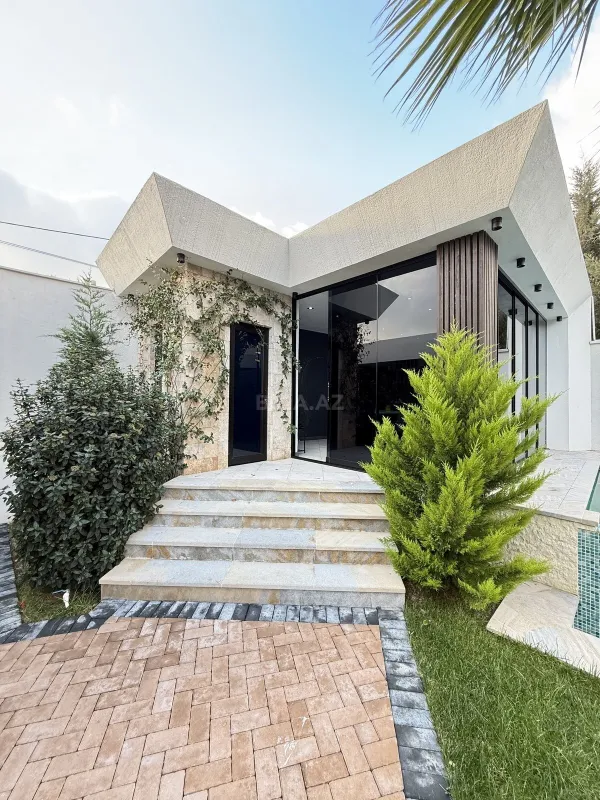 Satılır 5 otaqlı həyət evi 155 m²