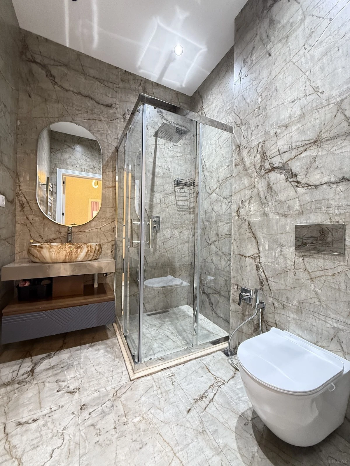 Satılır 5 otaqlı həyət evi 155 m²